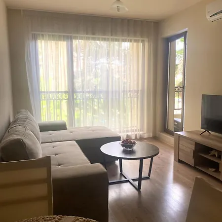 Argisht Luxury 4 Pools Apartament *